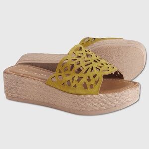 Mariella Laser Cut Platform Sandals - NEW Womens Size 8 Yellow / Tan #45353-TOP2